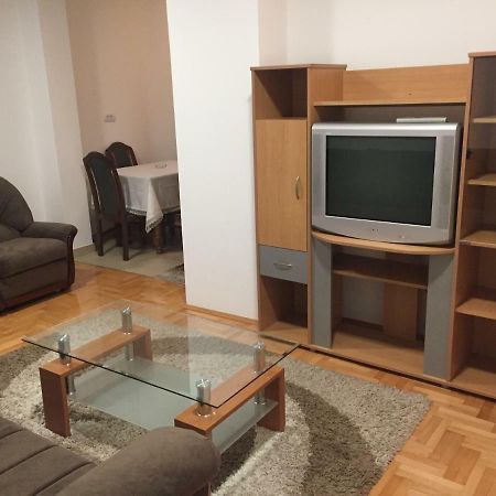 Stan Na Dan Centar Apartment ชาบาซ ภายนอก รูปภาพ