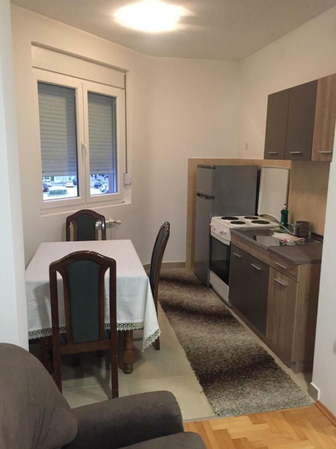 Stan Na Dan Centar Apartment ชาบาซ ภายนอก รูปภาพ
