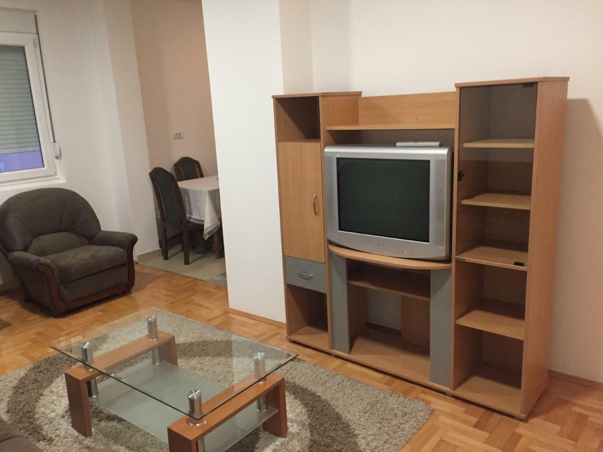Stan Na Dan Centar Apartment ชาบาซ ภายนอก รูปภาพ