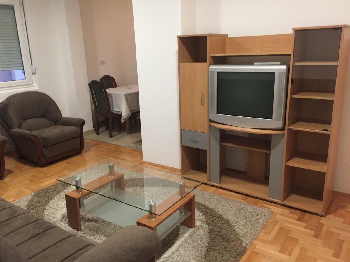 Stan Na Dan Centar Apartment ชาบาซ ภายนอก รูปภาพ